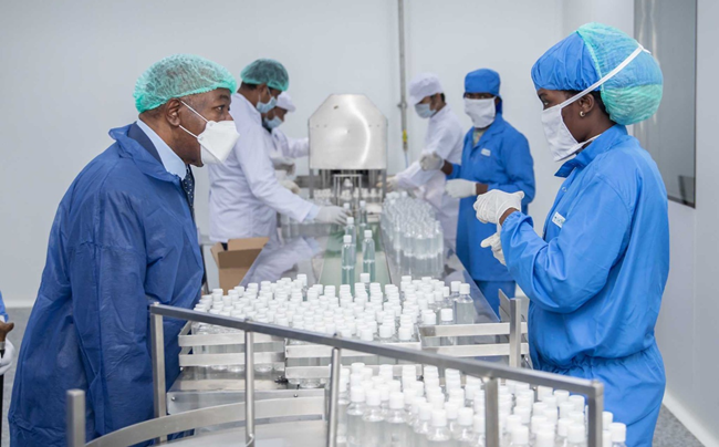 Centre de contrôle qualité ou laboratoire pharmaceutique au Gabon