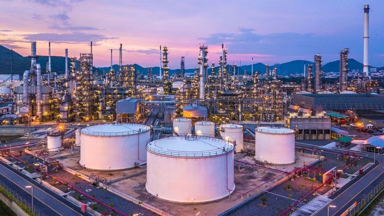 Côte d’Ivoire : La BAD décaisse plus de 127 milliards FCFA pour permettre à la SIR de produire des carburants ‘’ultra propres’’
