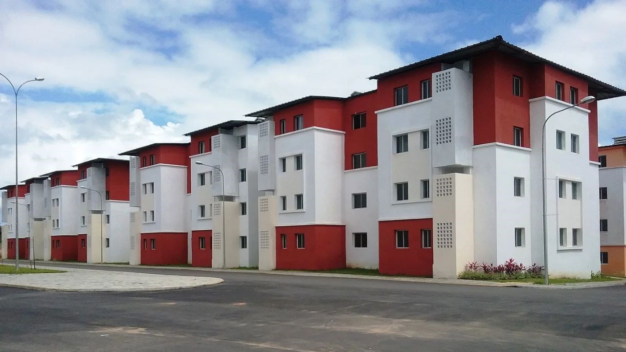 Côte d’Ivoire : La BIDC accorde une ligne de crédit de 10 milliards FCFA à la BHCI pour soutenir le financement du logement