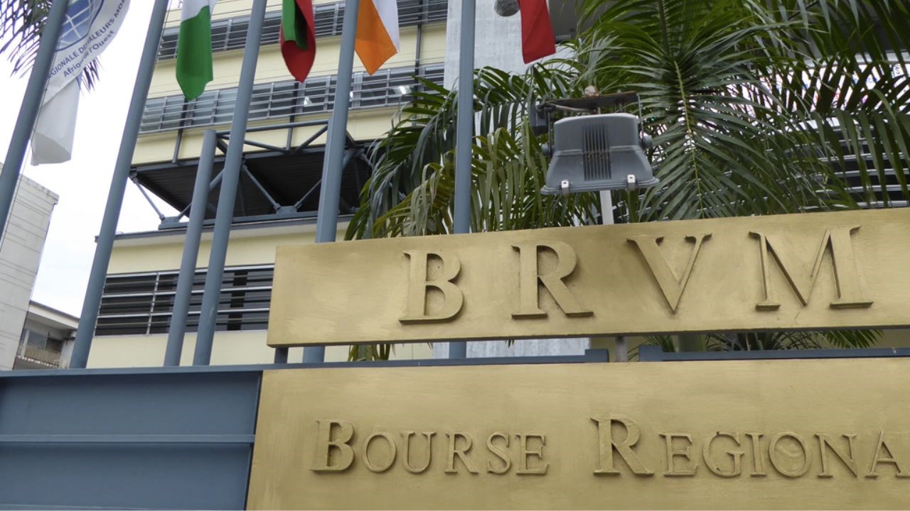 La BRVM alerte sur l’utilisation abusive de son image et appelle à la vigilance face à la multiplication des offres de formation