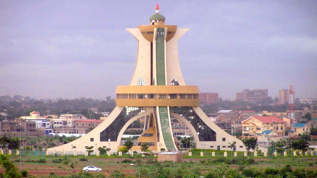 Le Burkina Faso dépasse ses objectifs de recettes en juin avec un recouvrement de 122 %