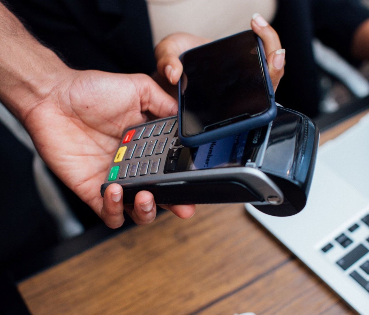 Guinée : La Banque Centrale impulse le lancement d’un système national de paiement instantané et interopérable