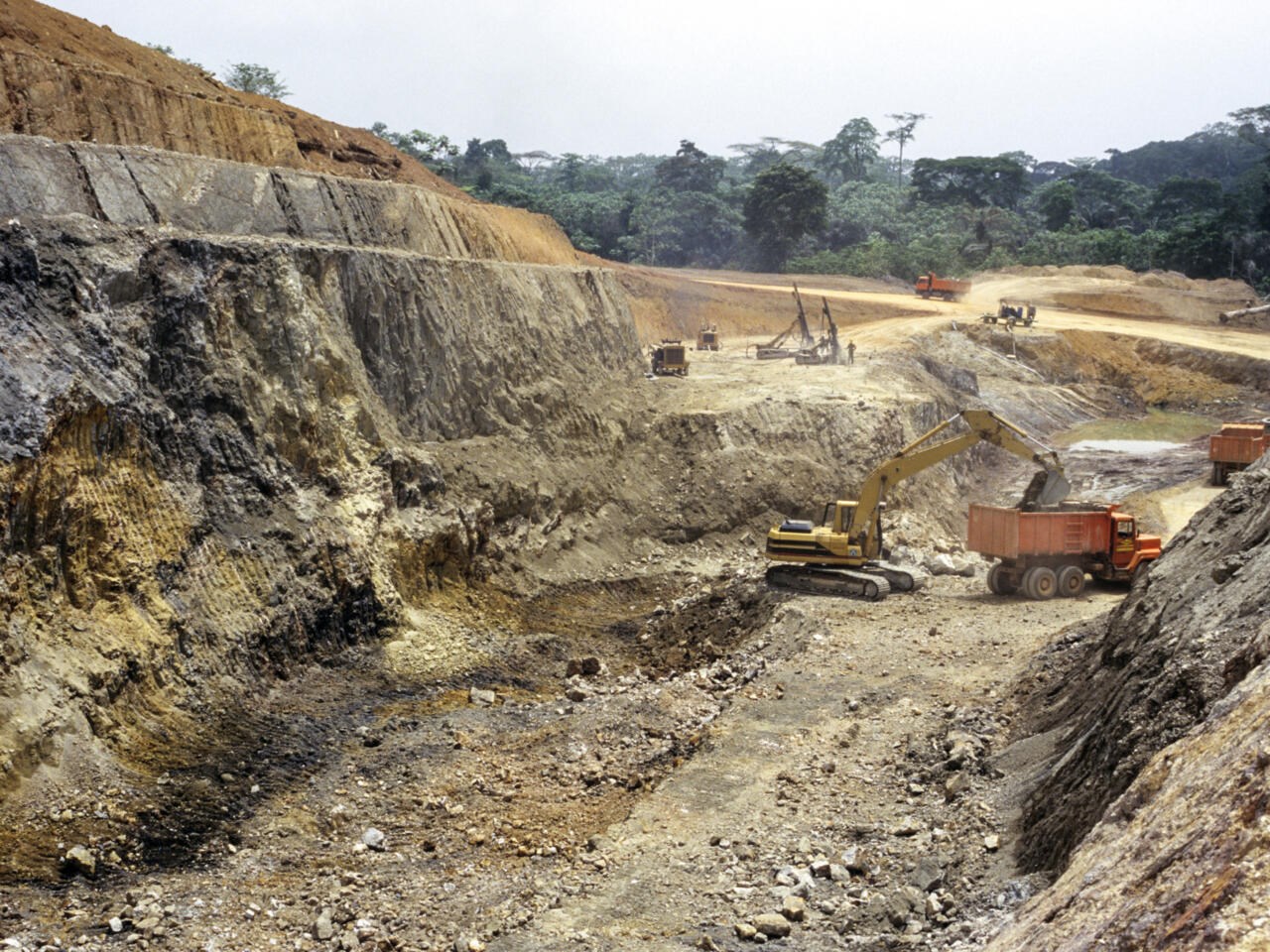 Sénégal : Le secteur extractif génère 303 milliards FCFA au 1er semestre 2025