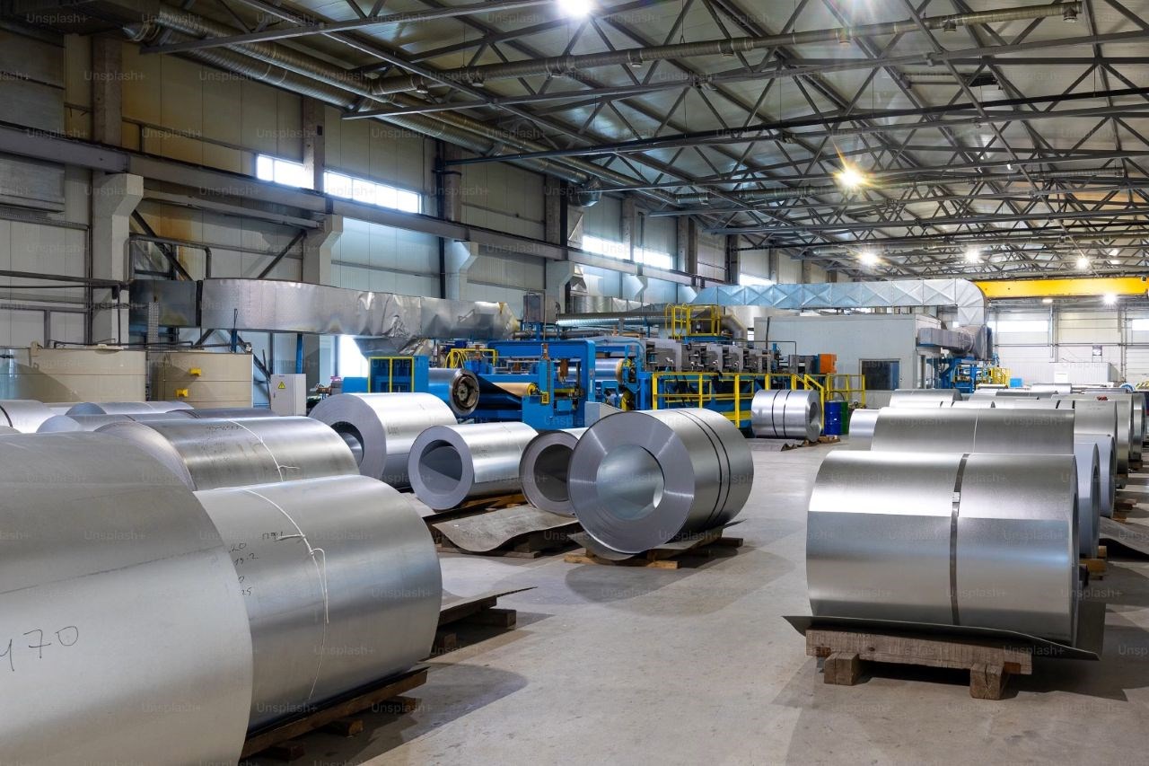 Nigeria : African Industries obtient 500 hectares pour construire la plus grande aciérie solaire d’Afrique subsaharienne